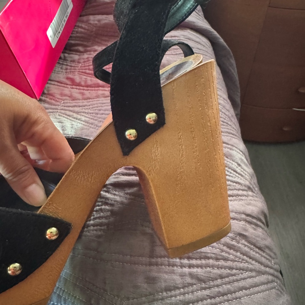 Express small platform heels